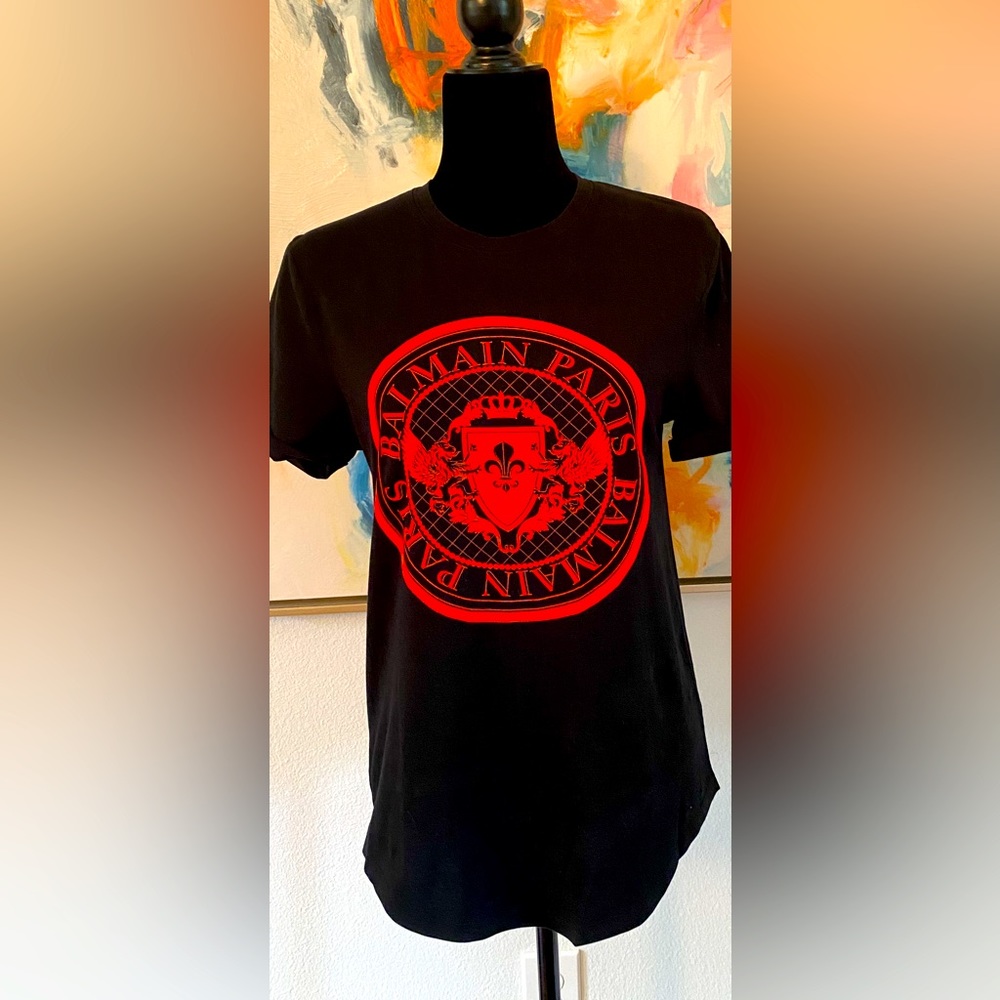 Balmain Paris T-shirt Black Red Velvet textured logo.